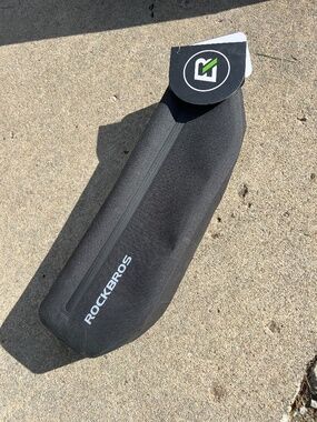 ROCKBROS Waterproof Bike Frame Bag with Reflective Logo for Cycling 3L